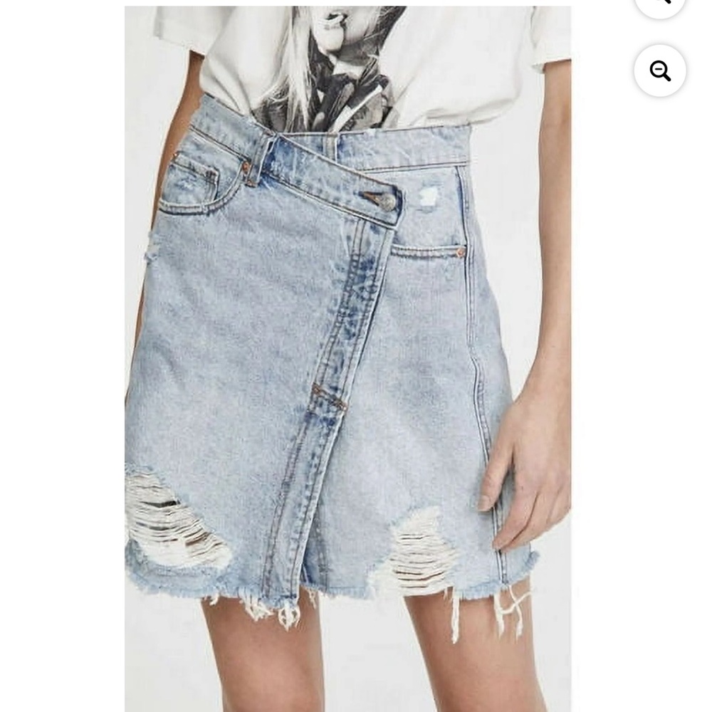NWT Free People Surf’s Up Parker Wrap Skirt Denim Distressed 26 - Picture 2 of 8